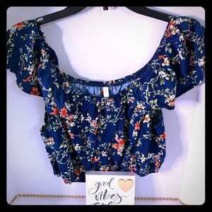 Xhilaration floral crop top